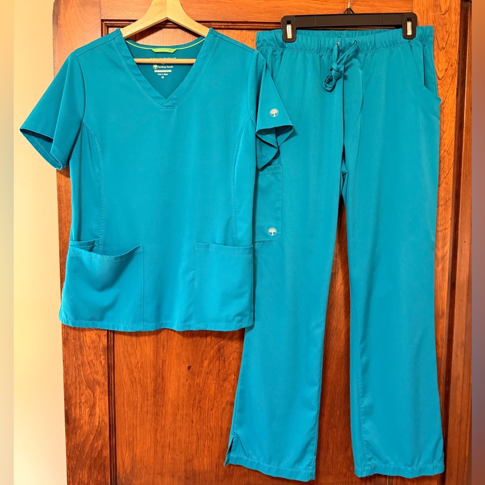 Healing Hands Teal Scrub Set